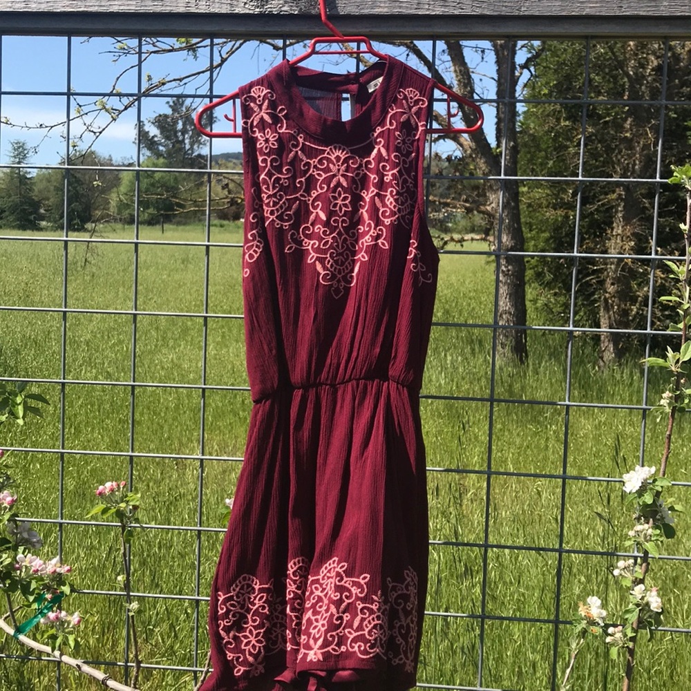 Super cute romper!🌟